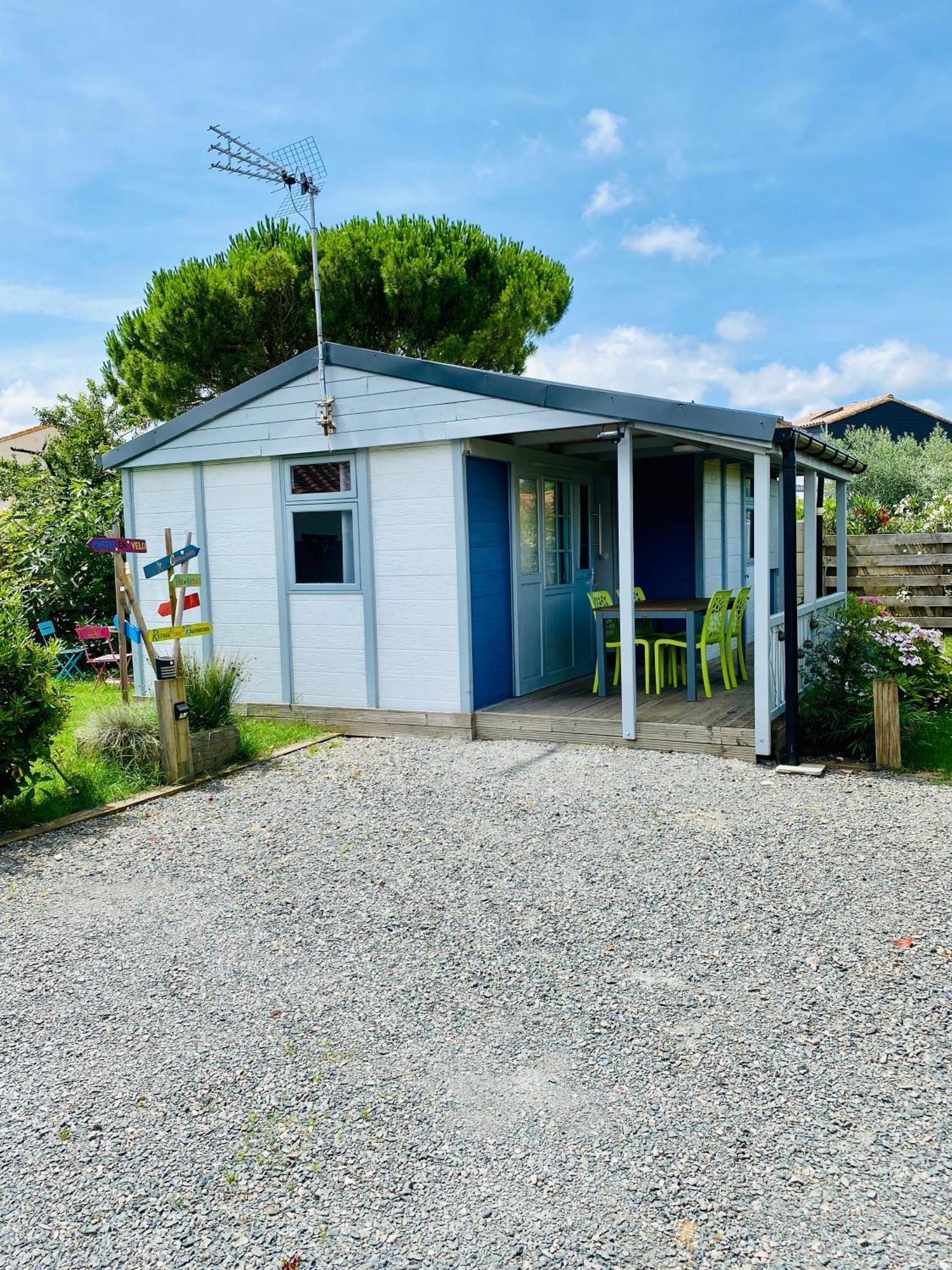 Chalet Atypique Au Calme Avec Emplacement Ideal Soubise Kültér fotó